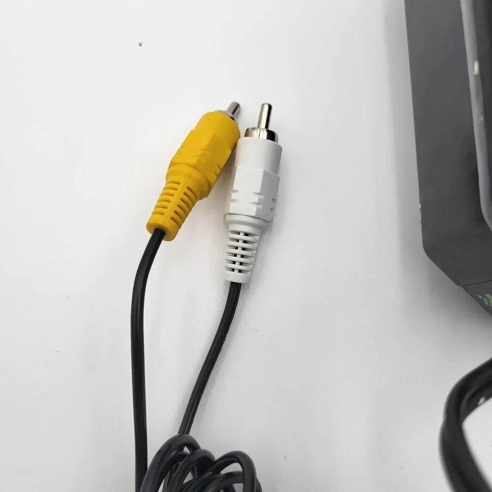 Space Invaders Plug &‎ Play Video Game - Tested Works